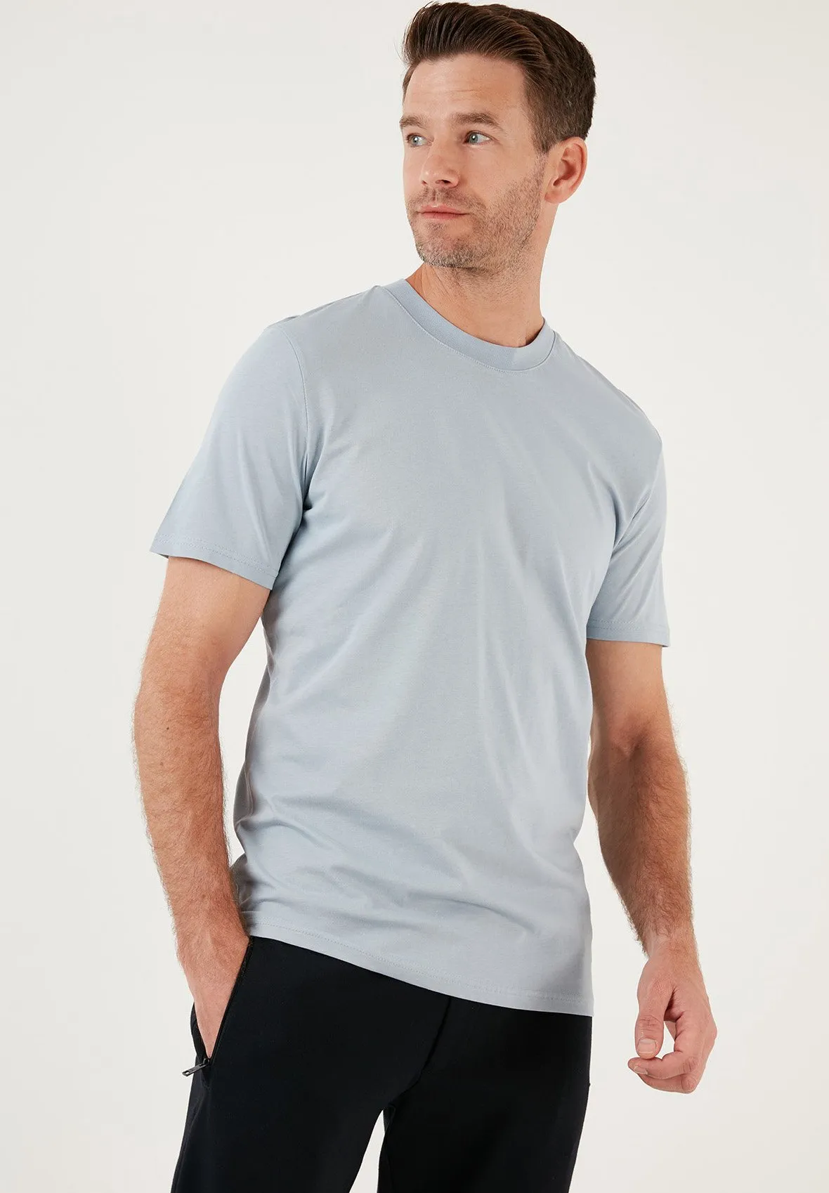 REGULAR FIT - T-shirt basic