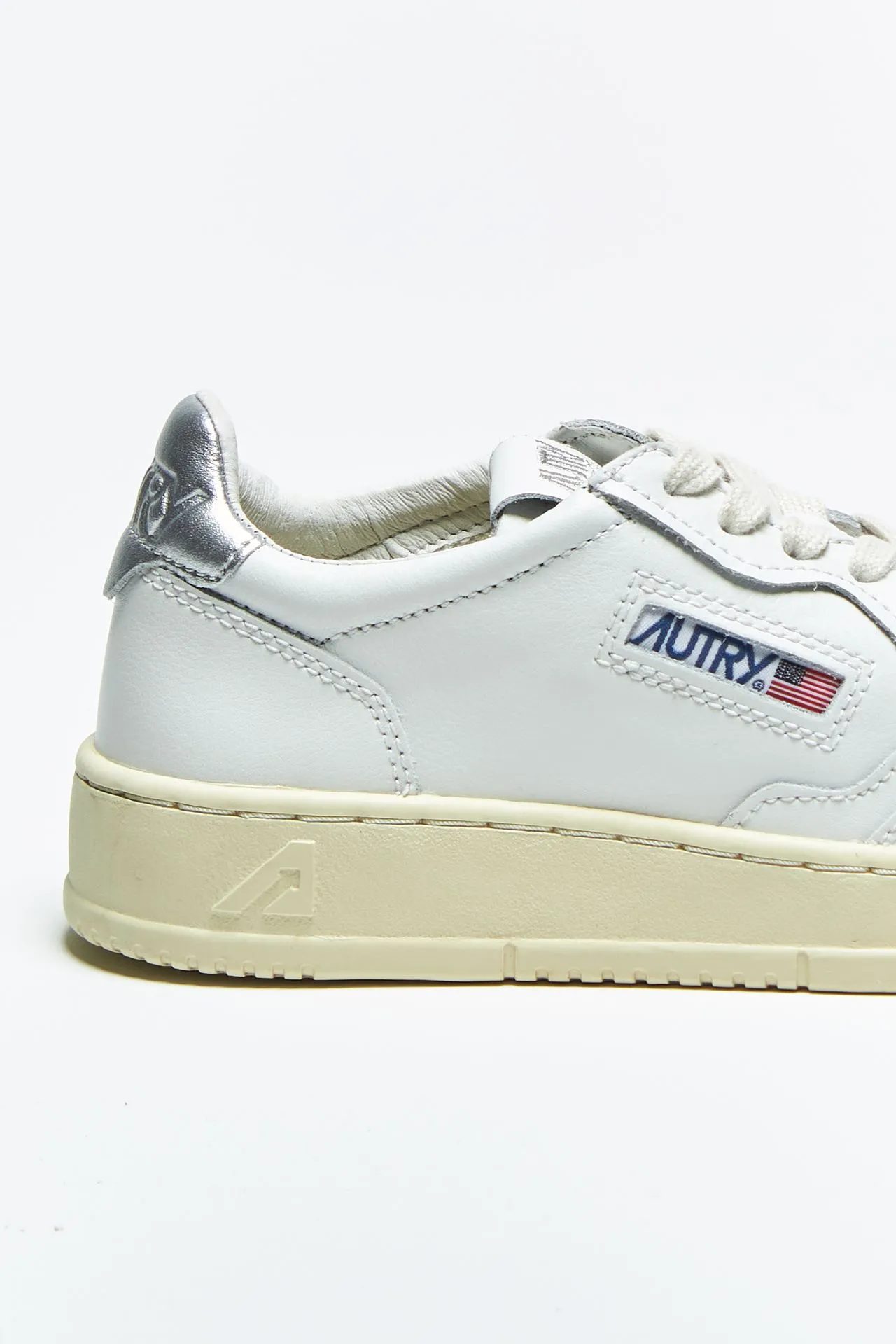 Sneakers MEDALIST LOW AULW-LL15 