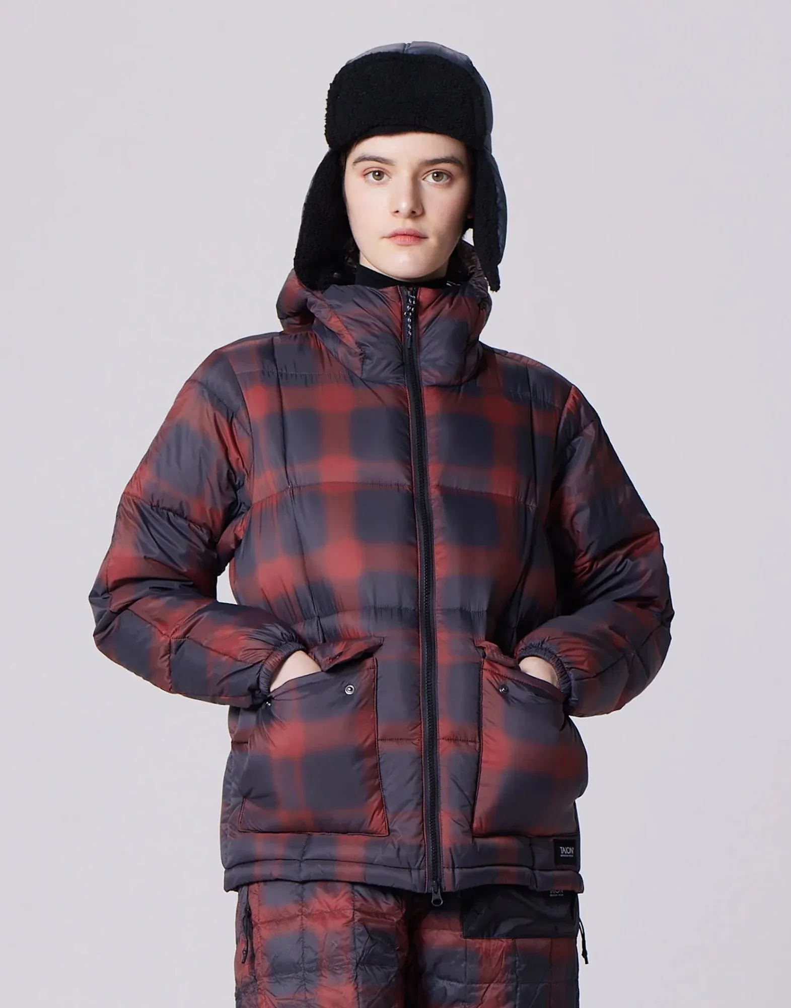 TAION Piumino Mountain con Cappuccio Black/Red Check