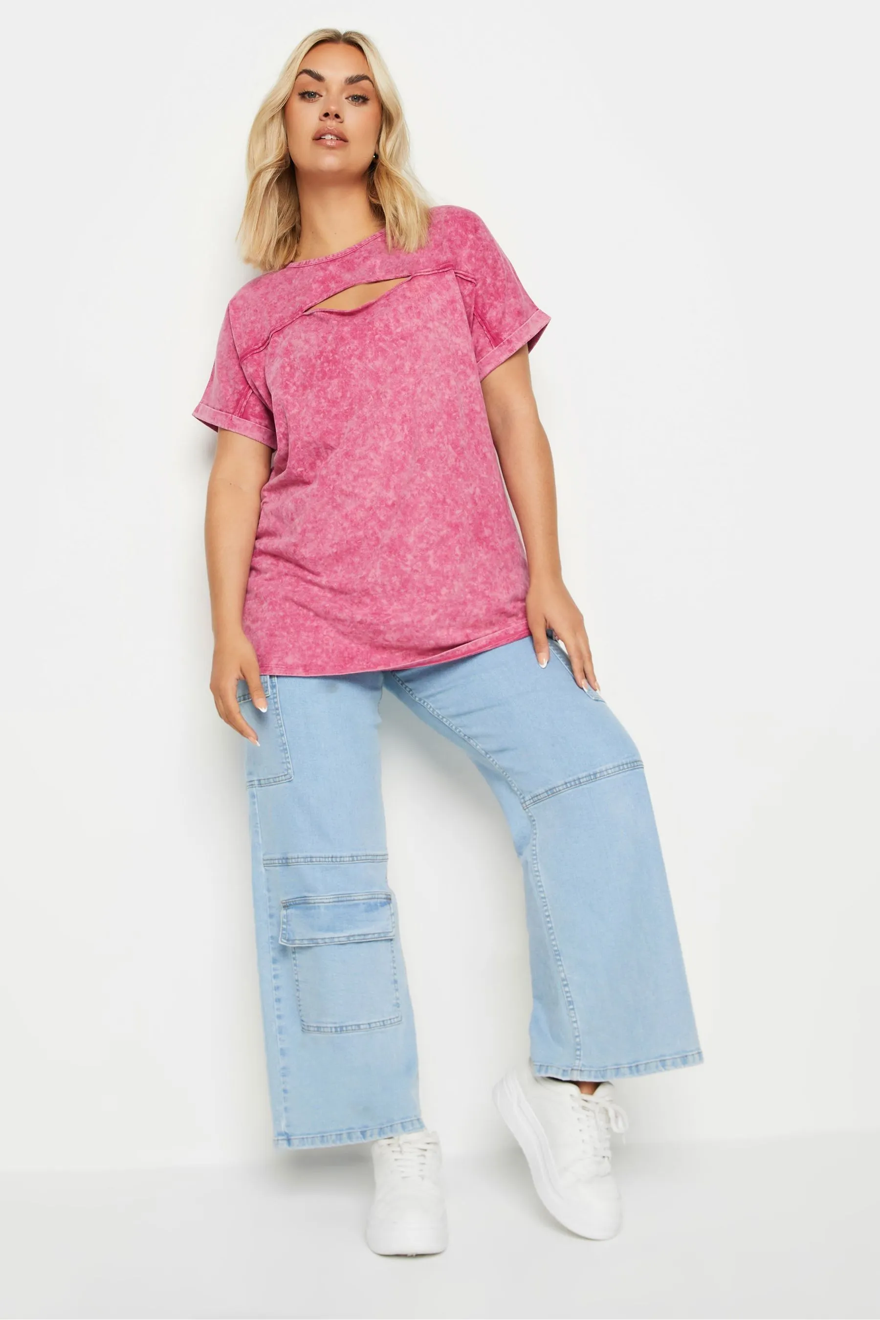 Yours Curve - T-shirt con cut-out lavaggio acido